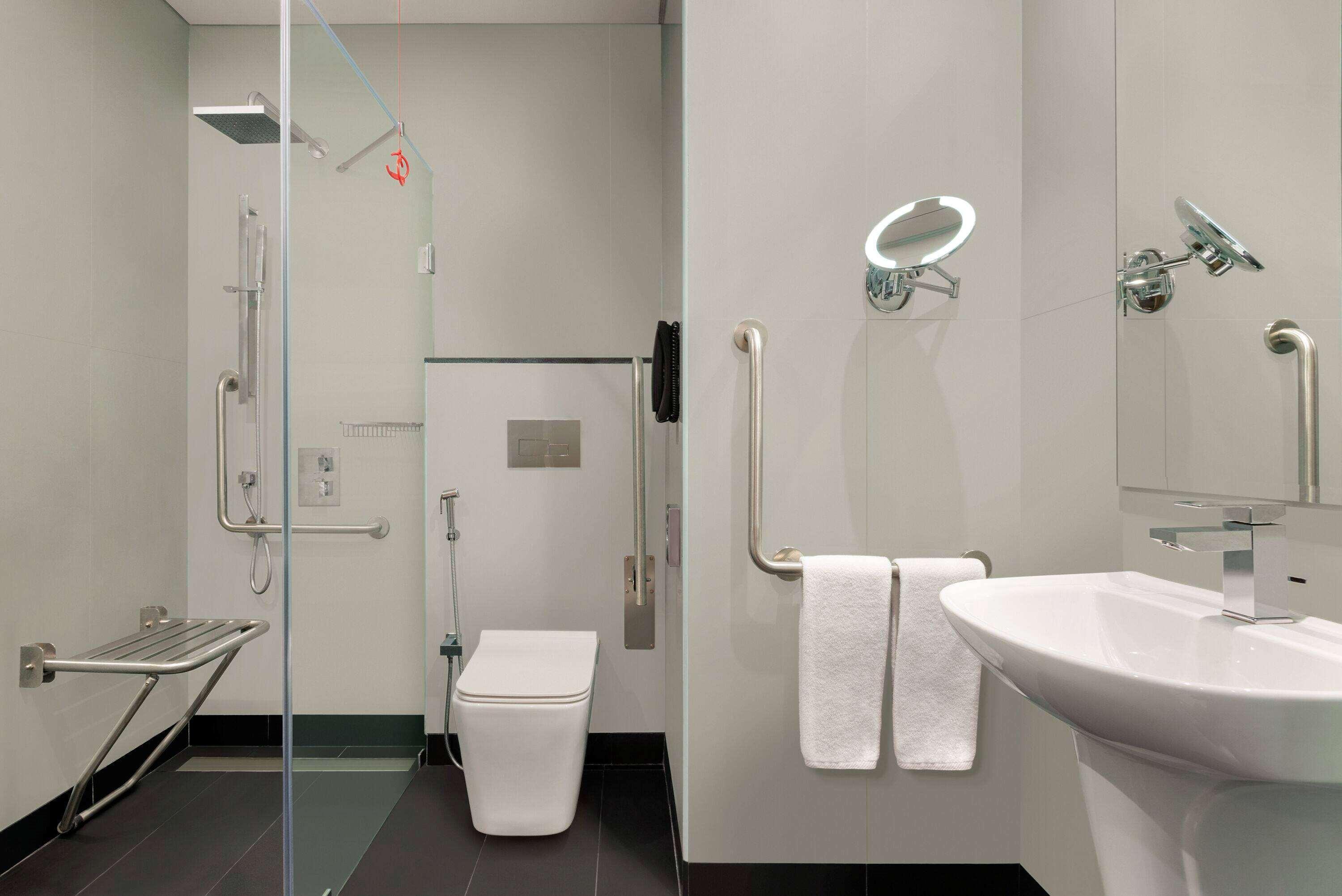Ramada Encore By Wyndham Muscat Al-Ghubra Buitenkant foto
